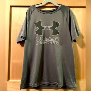 Boys size large gray Under Armour dry fit shirt.